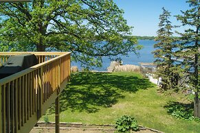 Waterfront Eagle Lake Home w/ Yard & Deck