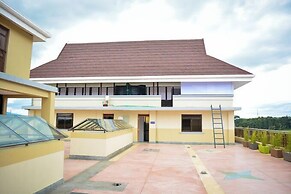 The 818 Hotel Ol Kalou