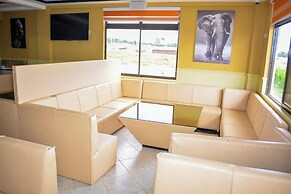 The 818 Hotel Ol Kalou