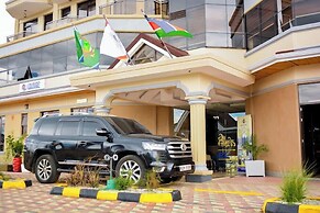 The 818 Hotel Ol Kalou