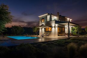 Oceanfront Villa Elaia Private Pool Panoramic Views