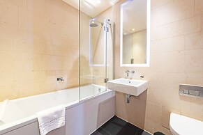 Waterloo Stays - Modern & Spacious