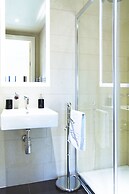 Waterloo Stays - Modern & Spacious