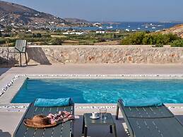 Villa Helia With Swimming Pool