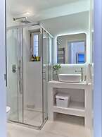 Villa Helia With Swimming Pool