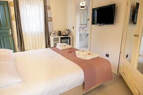 La Grenadine Hotel