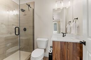 Starlight Sanctuary 4 Bedroom Townhouse