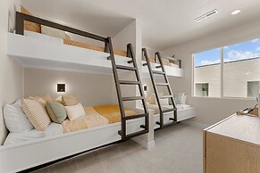 Starlight Sanctuary 4 Bedroom Townhouse
