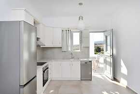 Happy 2-bedroom sea View House Pool Jacuzzi