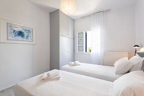 Menta II in Naousa With Free Parking Paros