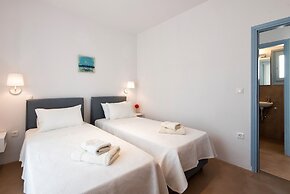 Menta I in the Heart of Naousa Free Parking Paros