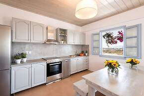 Menta I in the Heart of Naousa Free Parking Paros