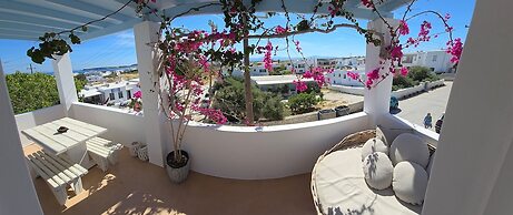 Menta I in the Heart of Naousa Free Parking Paros