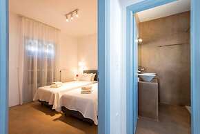 Menta I in the Heart of Naousa Free Parking Paros