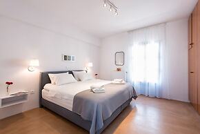 Menta I in the Heart of Naousa Free Parking Paros