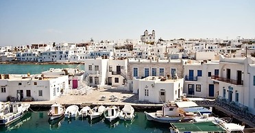 Menta I in the Heart of Naousa Free Parking Paros