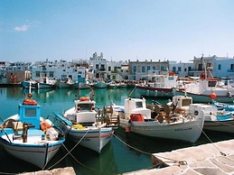 Menta I in the Heart of Naousa Free Parking Paros
