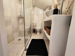 Island Magic With Jacuzzi Pool From June 25