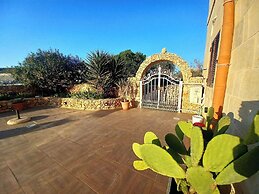 Country Views Villa Victoria