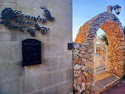 Country Views Villa Victoria