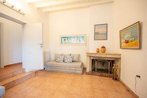 Aeraki Cottage at Heraion Lagoon