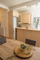 Aeraki Cottage at Heraion Lagoon