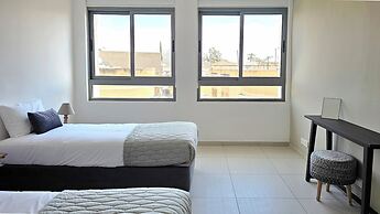 Phaedrus Living Ledras Residences 205