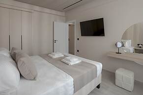 Potame Suite by Estia Pool View