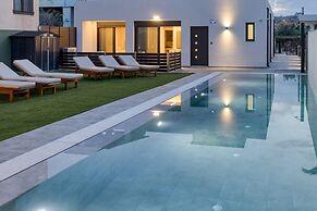 Potame Suite by Estia Pool View