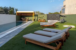 Potame Suite by Estia Pool View