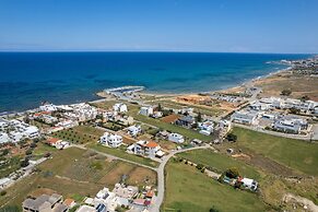 Potame Suite by Estia Pool View