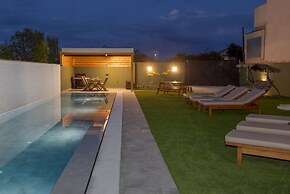 Potame Suite by Estia Pool View