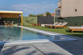 Potame Suite by Estia Pool View