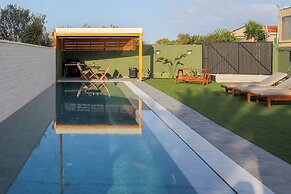 Potame Suite by Estia Garden View