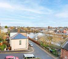 Caul View Apartment in Dumfries
