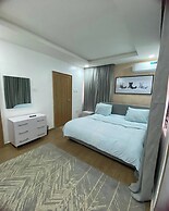 Yellow Door Aparment