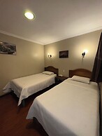 Hotel & Suites El Quijote