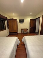 Hotel & Suites El Quijote