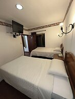 Hotel & Suites El Quijote