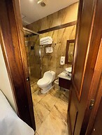 Hotel & Suites El Quijote