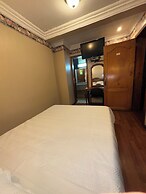 Hotel & Suites El Quijote