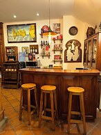 Hotel & Suites El Quijote