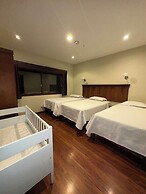 Hotel & Suites El Quijote