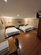 Hotel & Suites El Quijote