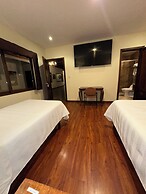 Hotel & Suites El Quijote