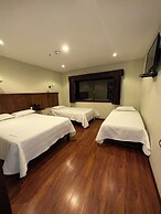 Hotel & Suites El Quijote