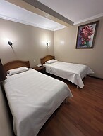 Hotel & Suites El Quijote