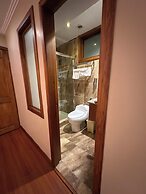 Hotel & Suites El Quijote