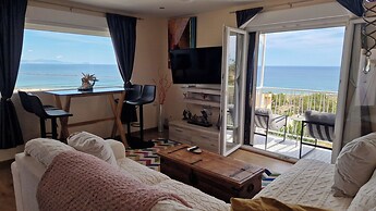 La Vista Penthouse Stunning View Private Balcony