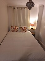 Apartmentsleeps4-parking-nearhuntington-petsok